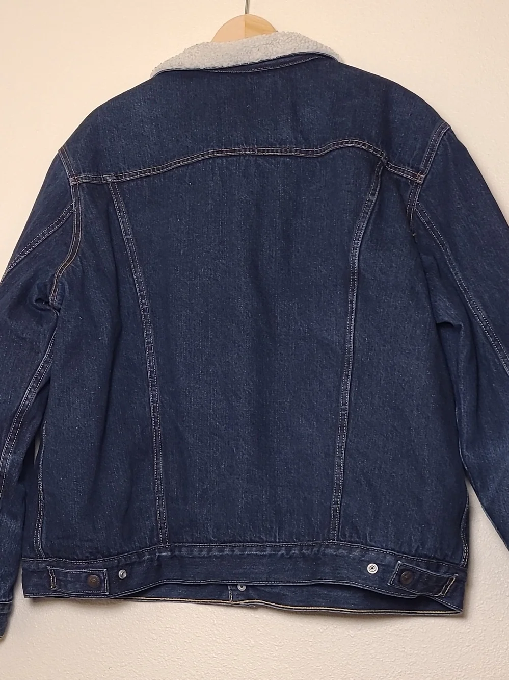 Levi's Strauss & Co. Trucker Men's Dark Blue Sherpa-Lined Denim Jacket Size XL